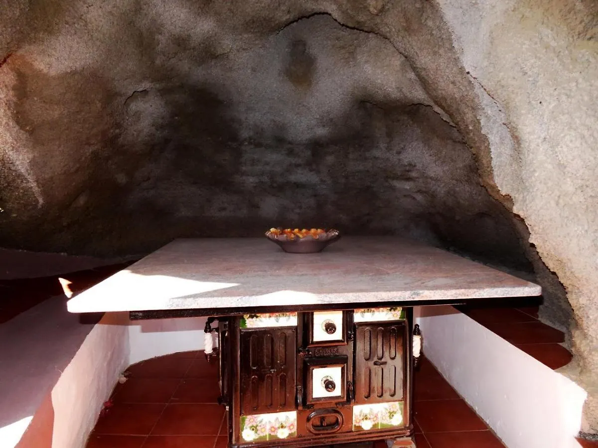 Castillo Lanzarote Villa Sophie - Luxury Villa -Sleep In A Volcanic Cave With Heated Pool Tías