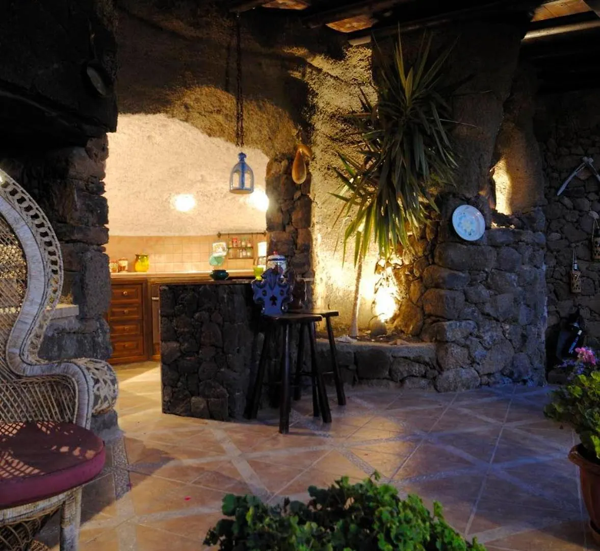 Castillo Lanzarote Villa Sophie - Luxury Villa -Sleep In A Volcanic Cave With Heated Pool Tías 0*,  Espagne