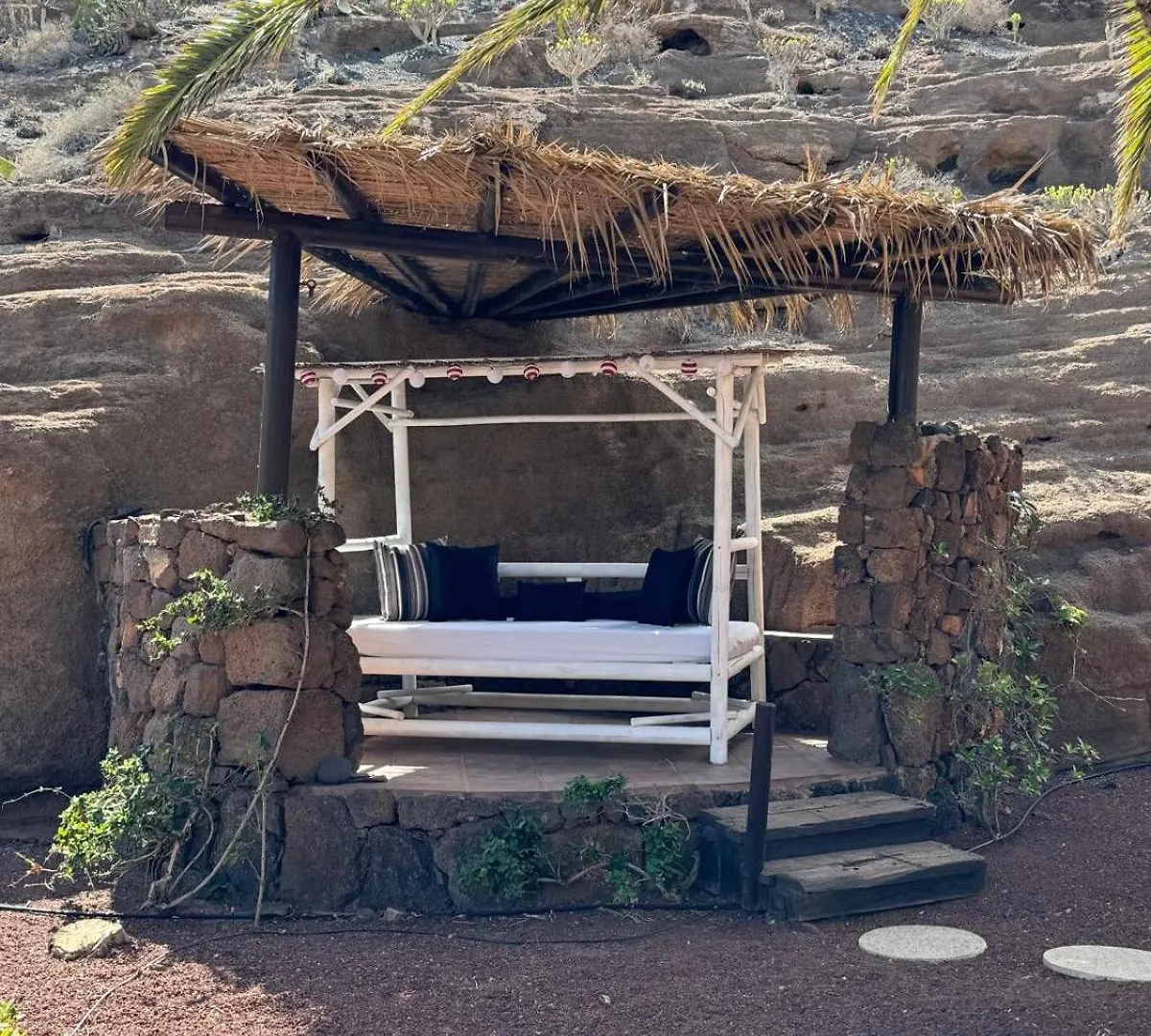 Castillo Lanzarote Villa Sophie - Luxury Villa -Sleep In A Volcanic Cave With Heated Pool Tías