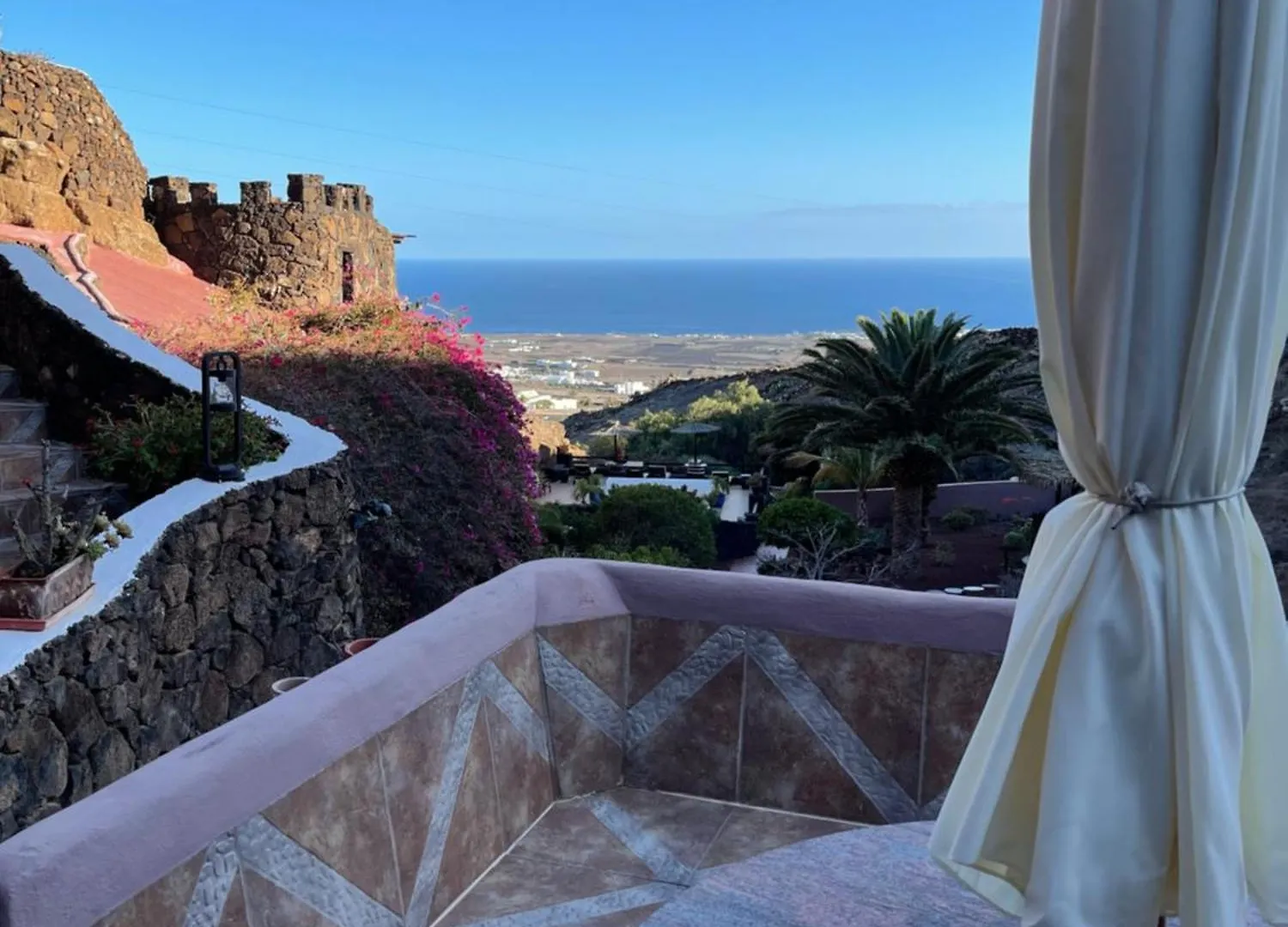 Castillo Lanzarote Villa Sophie - Luxury Villa -Sleep In A Volcanic Cave With Heated Pool Tías