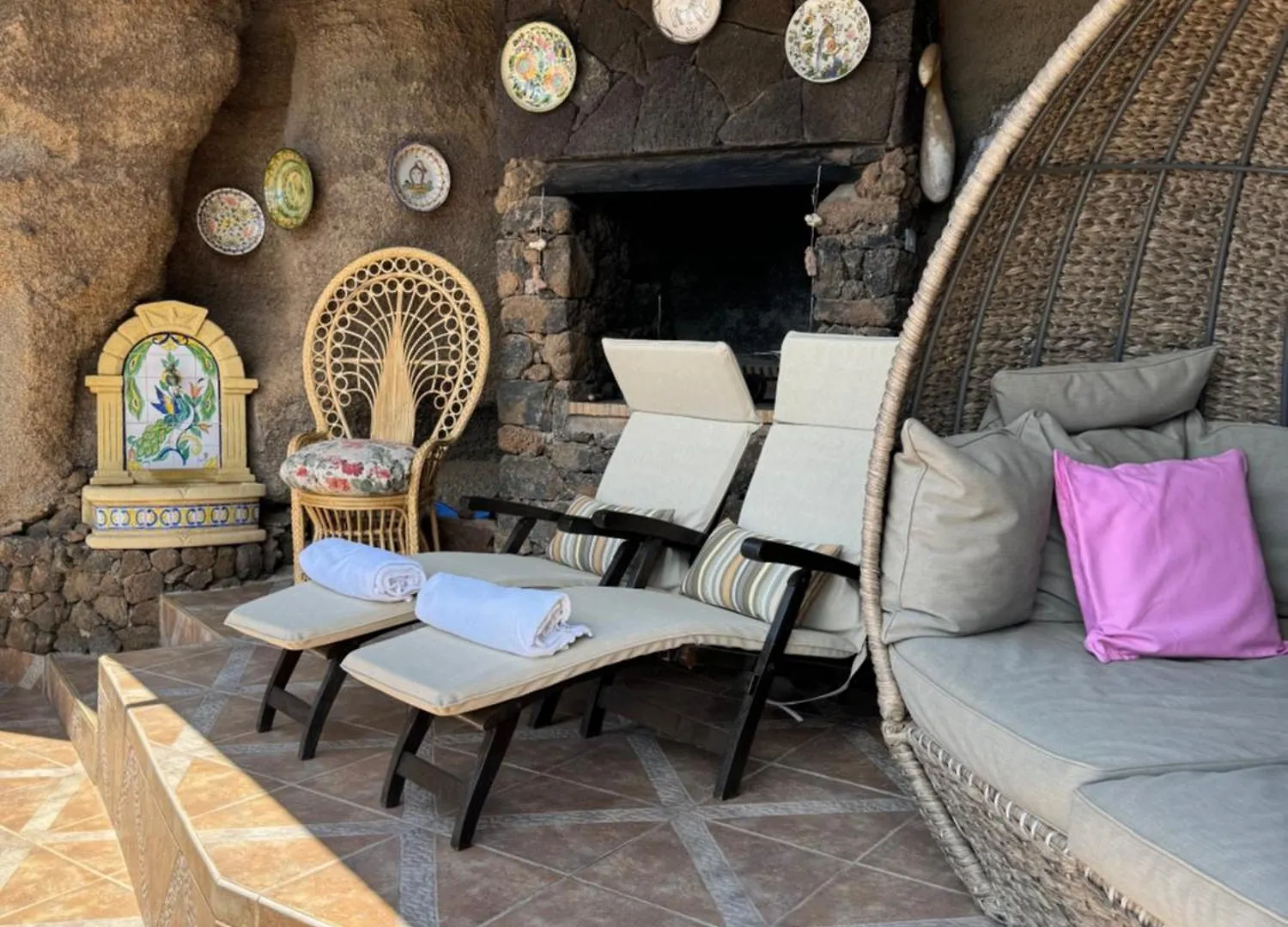 Castillo Lanzarote Villa Sophie - Luxury Villa -Sleep In A Volcanic Cave With Heated Pool Tías