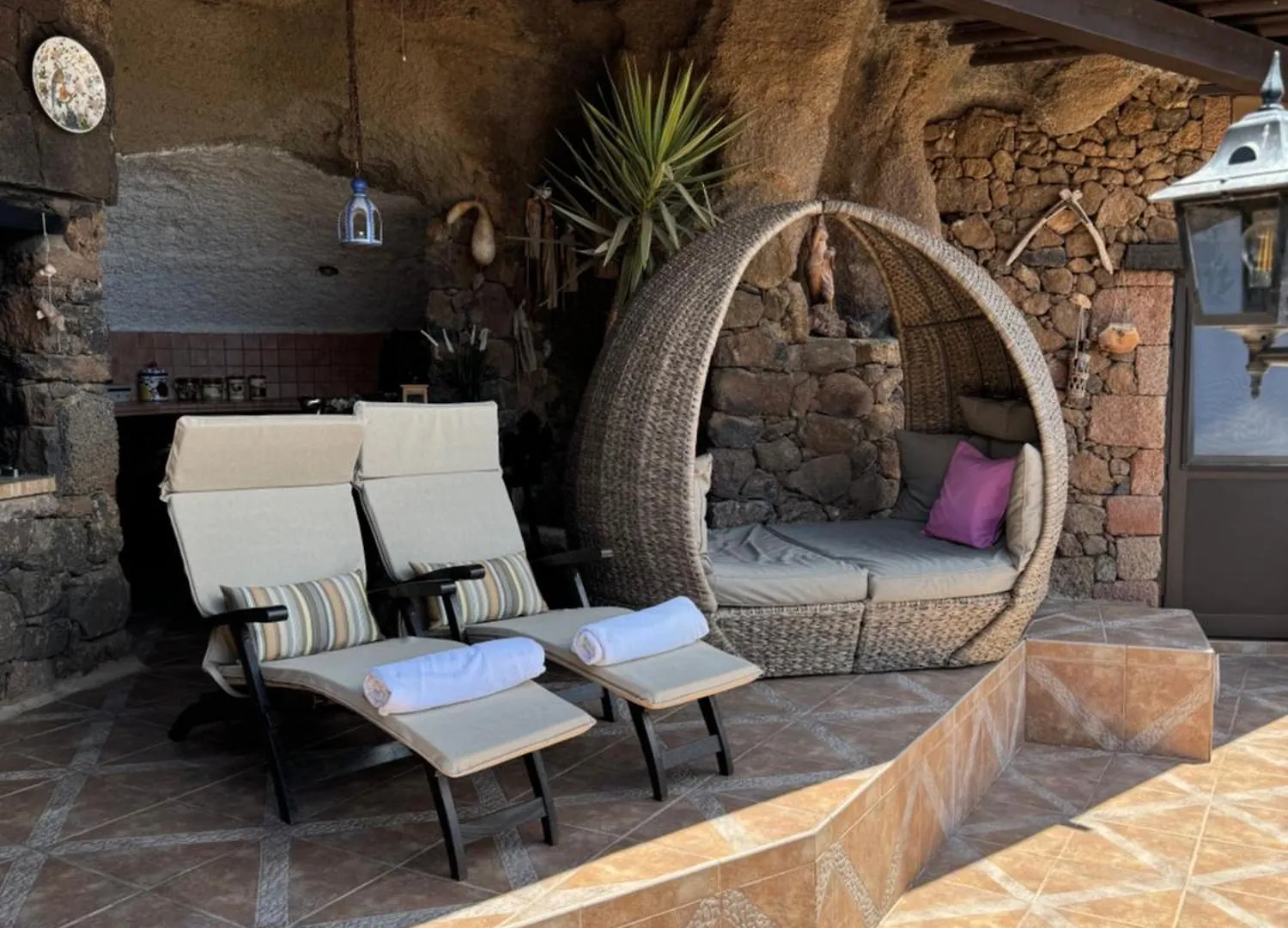 Castillo Lanzarote Villa Sophie - Luxury Villa -Sleep In A Volcanic Cave With Heated Pool Tías