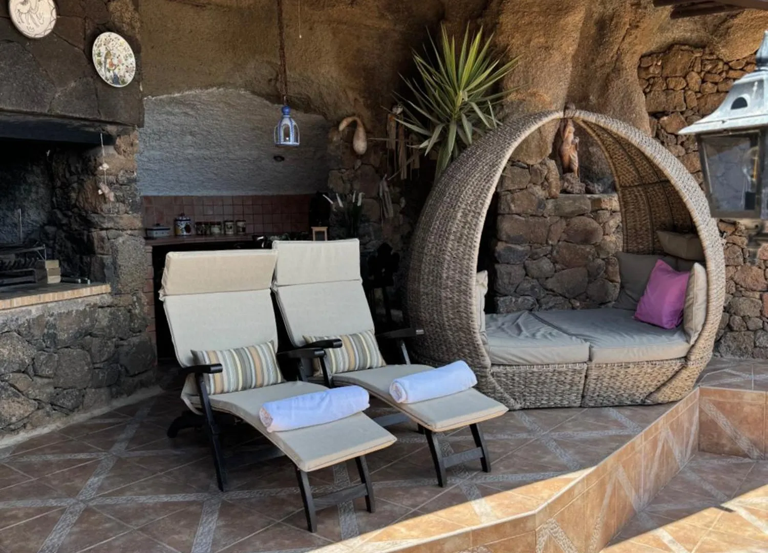 Castillo Lanzarote Villa Sophie - Luxury Villa -Sleep In A Volcanic Cave With Heated Pool Tías